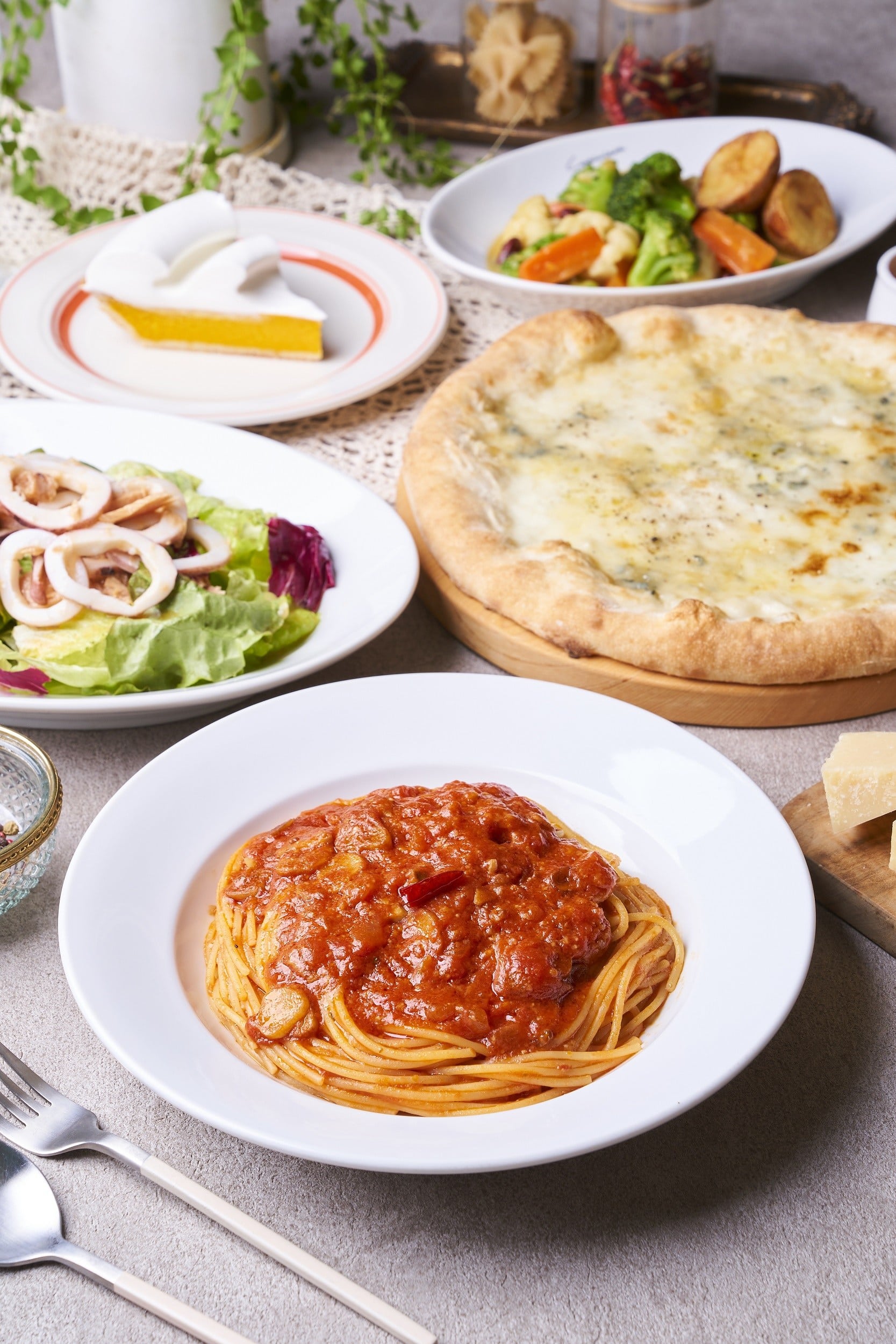 【ポカポカな春はもうすぐそこ！】春に食べたいメニューは？🍕🍝【イタリアン/パスタ/おすすめ/ピザ】