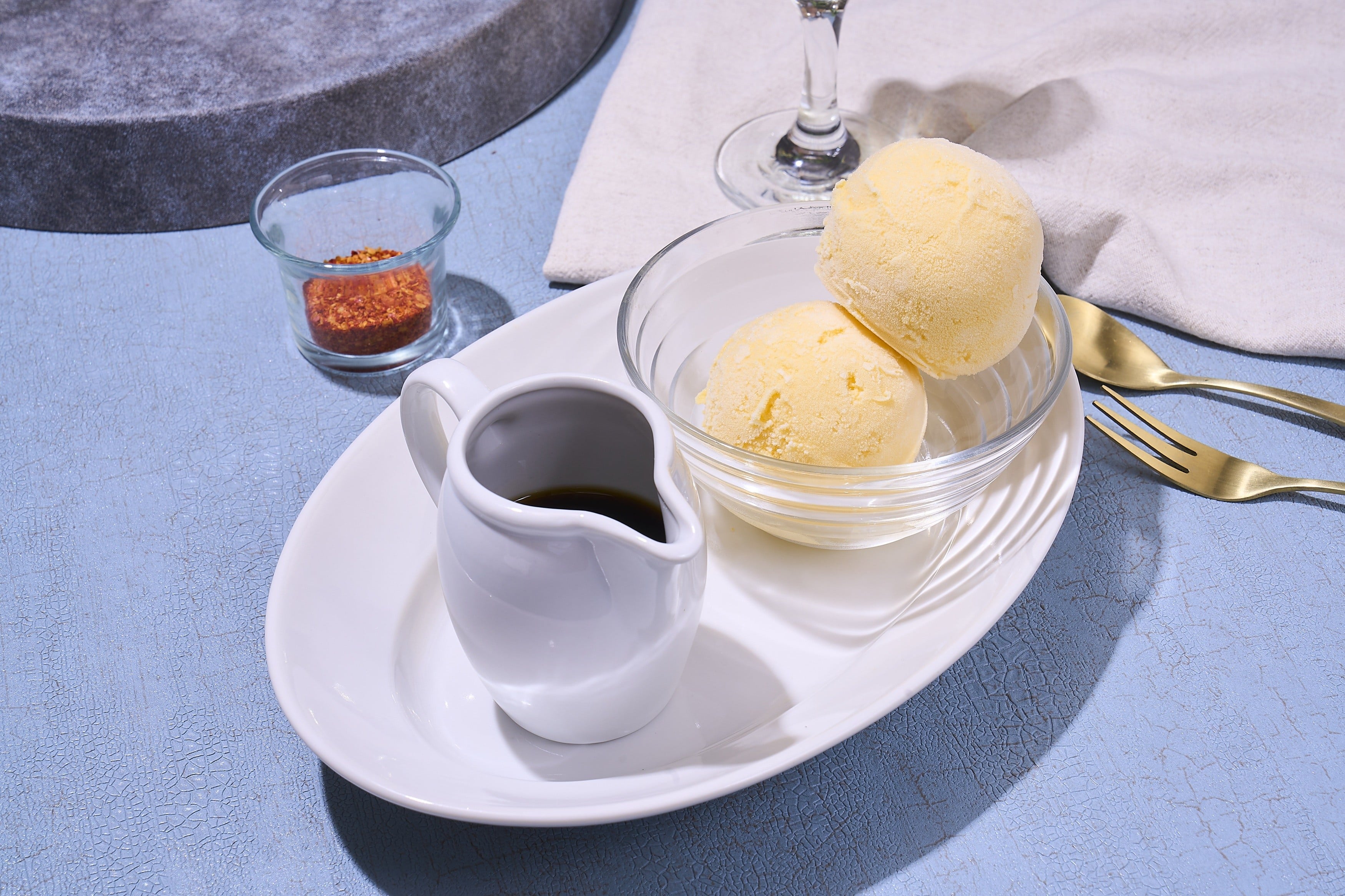 甘いもので〆たい