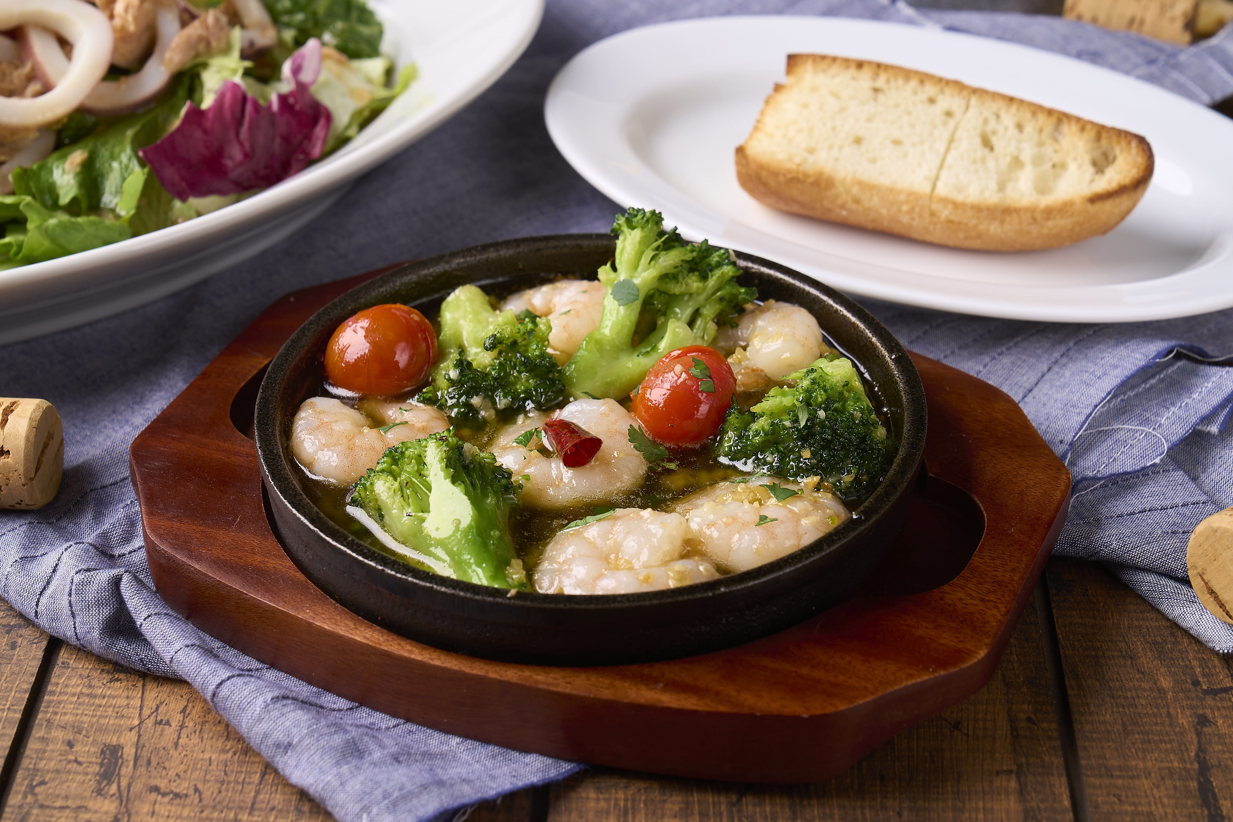 ニンニク、オリーブオイル、唐辛子　最高